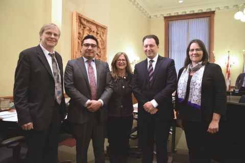 After RNAO presented its pre-budget submission in January, a few members of the government’s finance committee posed for photographs with: (from left) Kim Jarvi, RNAO senior economist; NDP MPP Sol Mamakwa; RNAO CEO Doris Grinspun; PC MPP and finance committee chair Stephen Crawford; and NDP MPP Sandy Shaw. 