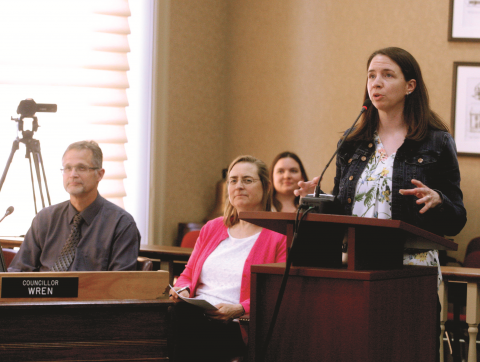 RN Jennifer Adams (right) speaks to Brockville council’s finance and administration committee about supporting a municipal drug strategy. 