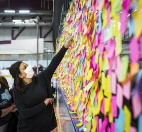 Post-it-note messages at Seymour-Hannah clinic